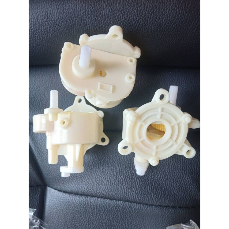 กะปุกเฟืองส่ายพัดลมยี่ห้อทั่วไป สำหรับรุ่นจุกส่ายแบบขันน็อตเท่านั้น. ใช้กับรุ่นจุกส่ายแบบล็อค ไม่ได้ ราคาต่อ 1 ชิ้น