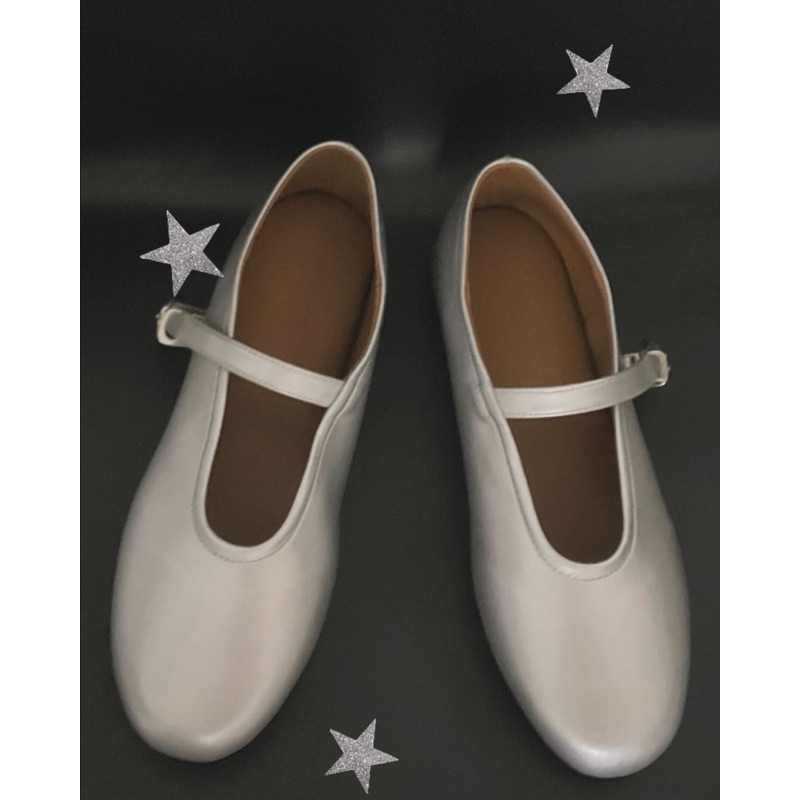 Twotwentytwo.Store “Envy” MaryJane soft shoes