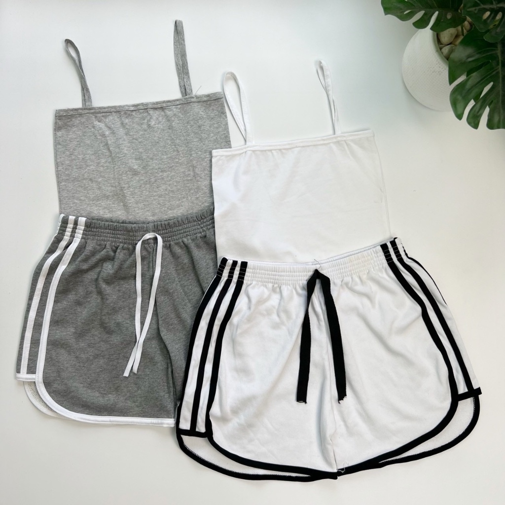 เซ็ต2ชิ้น เสื้อสายเดี่ยว+กางเกงขาสั้นสายฝอ ใส่อยู่บ้านชิคๆ พร้อมส่งจากไทย