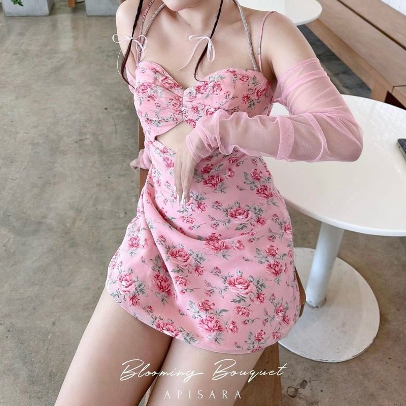 Apisara : Blooming Bouquet Dress สีชมพู