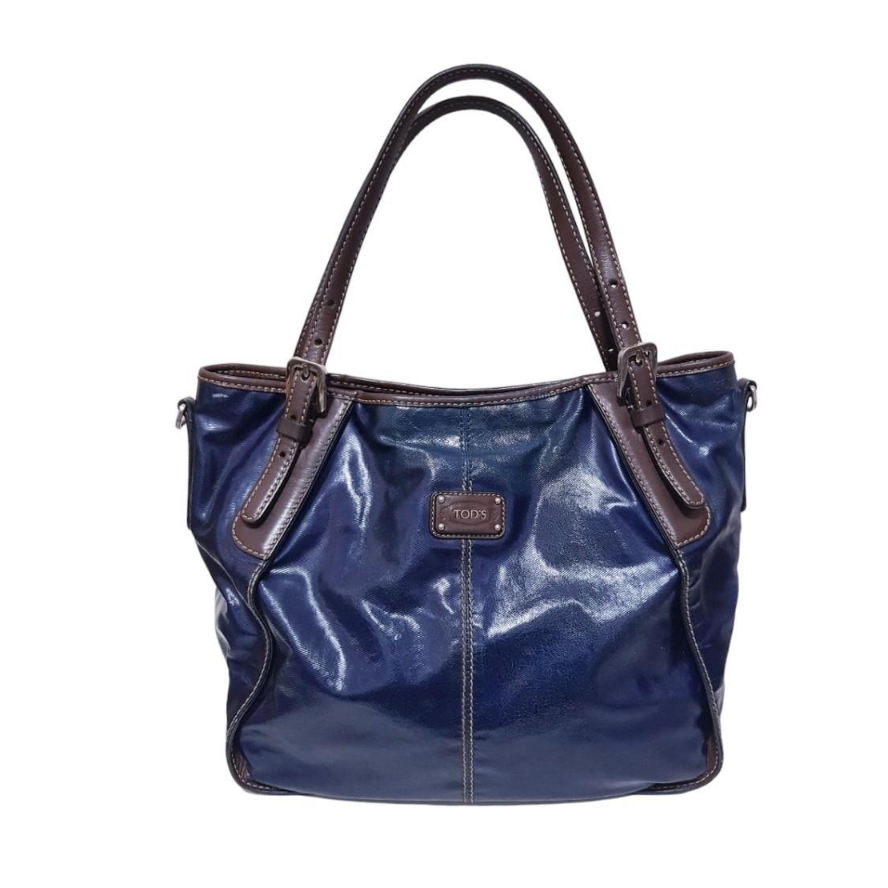 👜มีตำหนิ กระเป๋า Tod’s Patent Leather Classic Blue/Navy Tote มือสองแบรนด์แท้ ❤️ตำหนิร่องรอยแตกตามภาพ