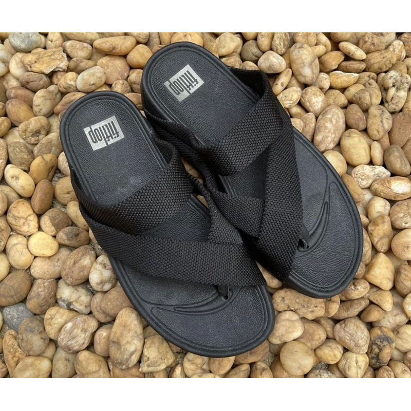 รองเท้าเเตะ fitflop สลิงรุ่นใหม่ สวย ใส่ได้ทั้ง หญิงและชายไซร้ 36----44