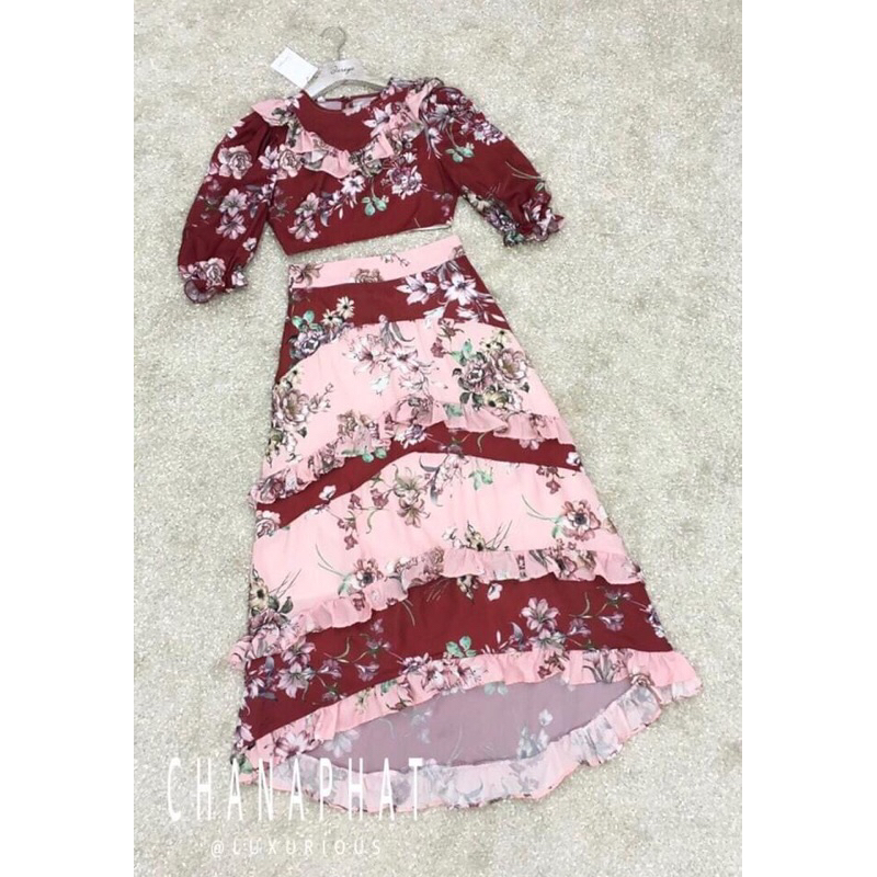 ‼️พร้อมส่ง🛵💨‼️(S-XL)Jariya🎯set : เสื้อ+กระโปรงหน้าสั้นหลังยาว ลายดอกไม้ แต่งระบาย