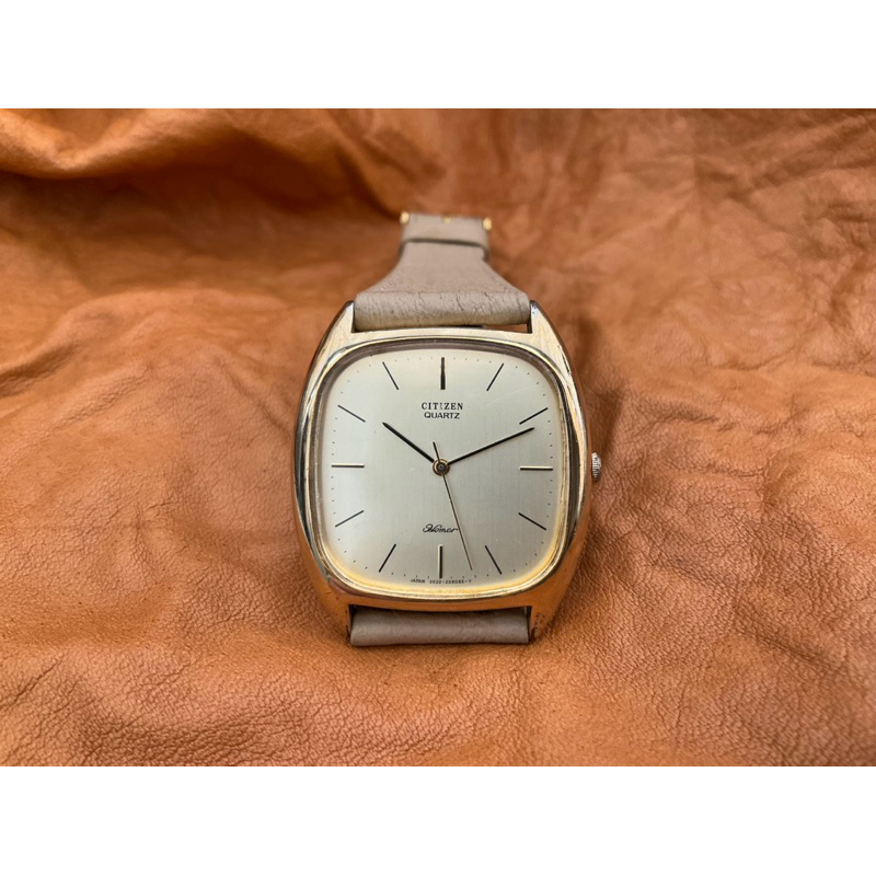 นาฬิกา Citizen Quartz Vintage Watch รุ่น Homer ของแท้มือสองราคา 890 บาท