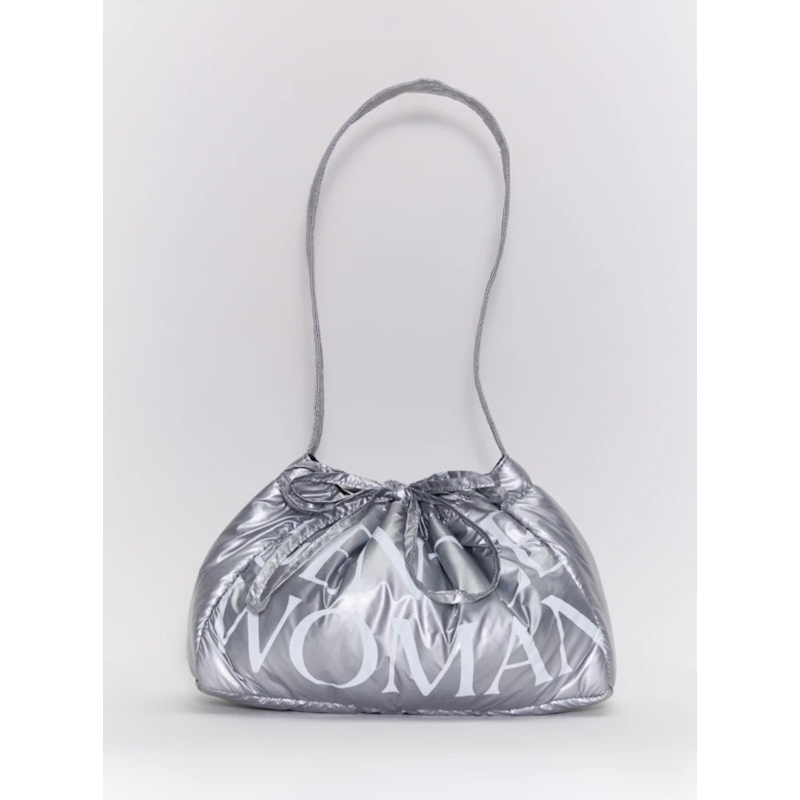 พร้อมส่งกระเป๋าGentlewomanแท้จากShopค่ะ