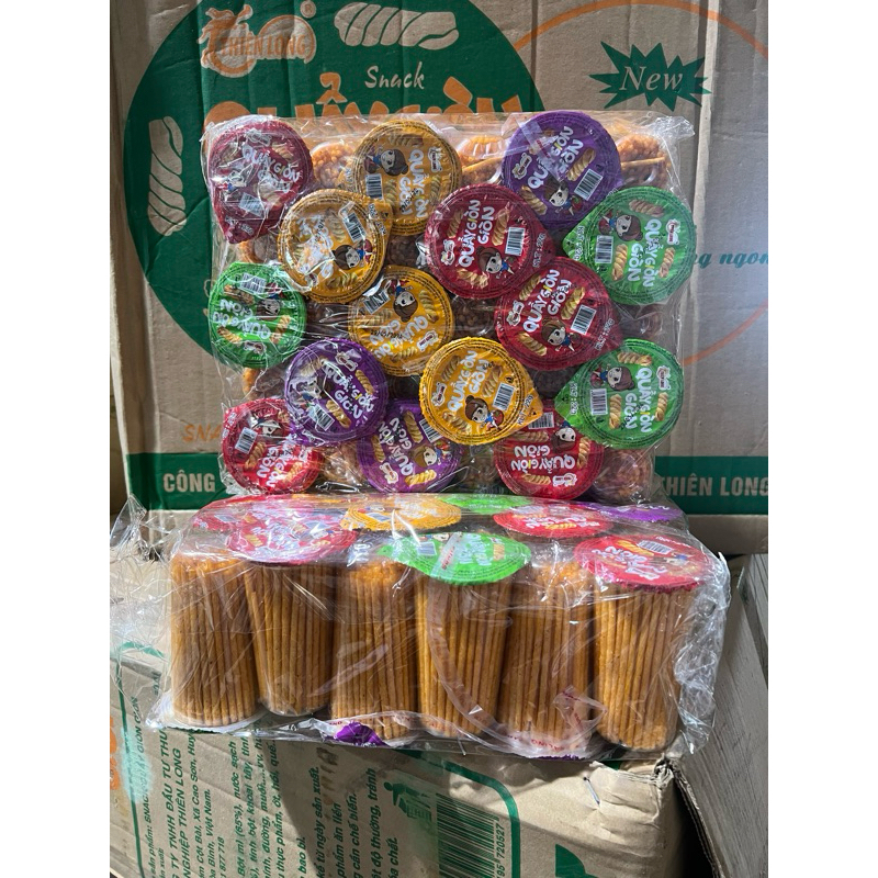 ล่าเถียวแท่งกรอบแก้ว30ถ้วย (วันเดือนปีบนสินค้าเป็นวันผลิต) แท่งกรอบแก้วรสหม่าล่า สินค้าขายดี พร้อมส่ง