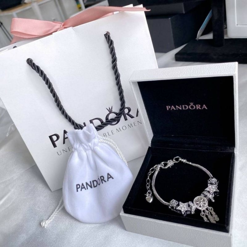 กำไลข้อมือ PANDORA รุ่นจี้ตาข่ายดักฝันสีเงิน กำไลข้อมือ
