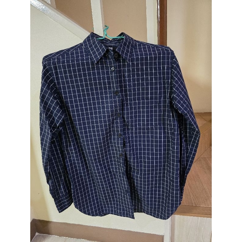เสื้อเชิ้ต oversize uniqlo size s สีดำ ลายตารางขาว