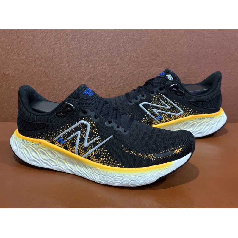 New Balance 1080 V12 [42.5/27] มือสอง ของแท้