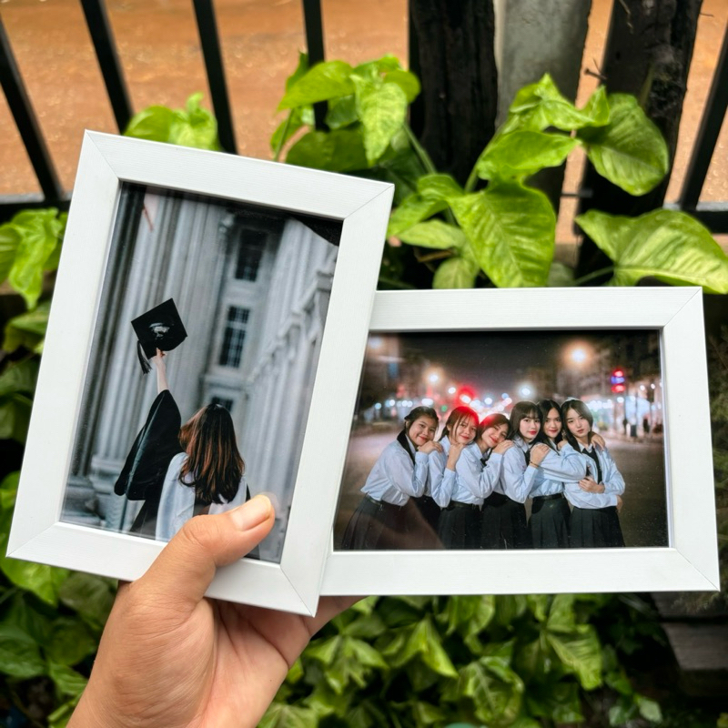 กรอบพร้อมรูป แบบเต็มกรอบ(ไม่ใส่ข้อความ) ขนาด5x7นิ้ว ตั้งได้แขวนได้ ส่งรูปมาทำน้า