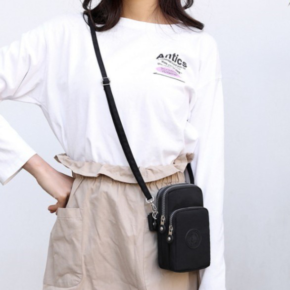 ส่งด่วน GUCSELECTED(B1735) กระเป๋าสะพายข้างใส่มือถือป้าย (LENIRA) เป็นผ้าไนล่อน รูปที่ 4