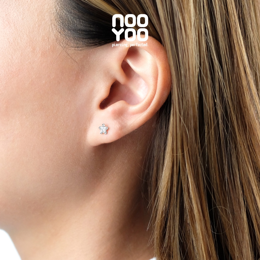 NooYoo حلق ديزي ذهب 14K معقم بكريستال أبريل — صورة 6