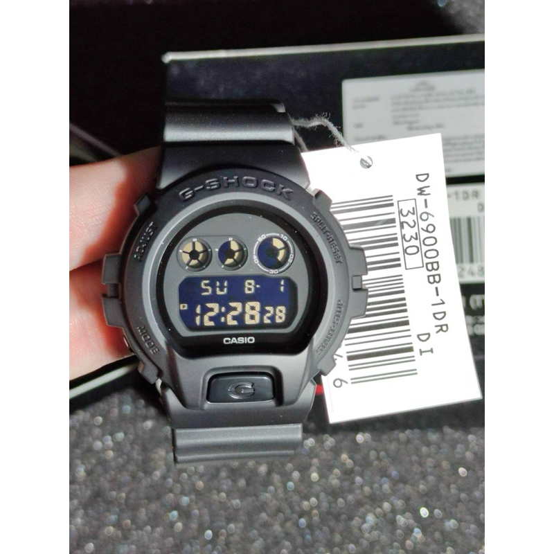 G-shock-dw-5600-bb-1dr