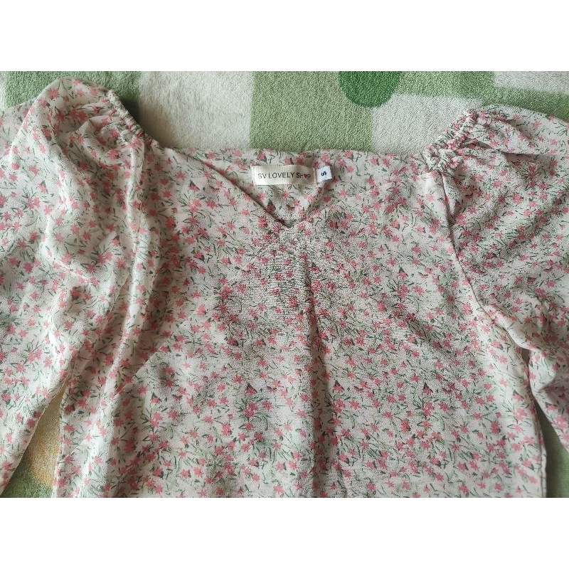 เสื้อสวยจากร้าน SV Lovey Shop ไซส์ s หน้าผ้า 34"