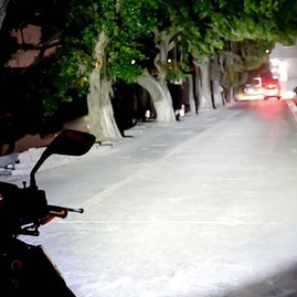 หลอดไฟหน้า LED แบบแท่ง มอเตอร์ไซค์ ขั้วกลม2จุด (สว่างเพิ่ม 100%) H6-8 40W 12v 1หลอด - รูปที่ 5