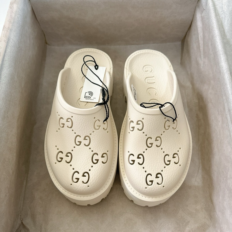 📌New Gucci ✅Platform rubber sandals💖📌