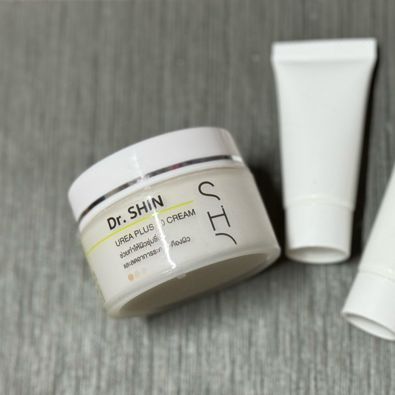 ครีมรักษาความชุ่มชื่นให้ผิว Dr.SHIN UREA CREAM เหมาะผิวแพ้ง่าย
