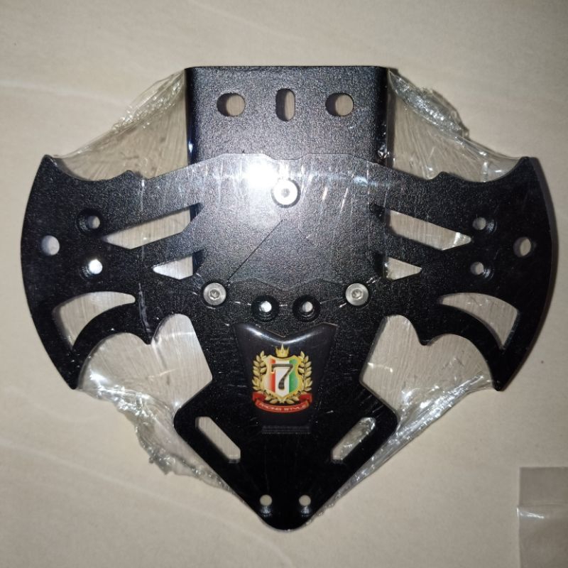 ชุดแต่งท้ายสั้น SEVEN SPEED Z125&Z800 สินค้าใหม่ครบชุดพร้อมกล่อง.