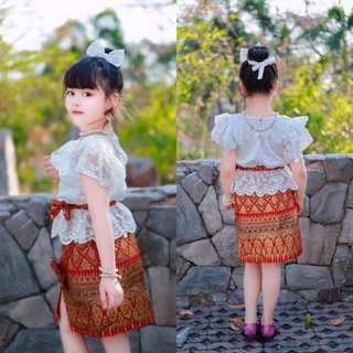 ชุดไทยเด็กผู้หญิง เสื้อลูกไม้คู่กระโปรงสั้น
