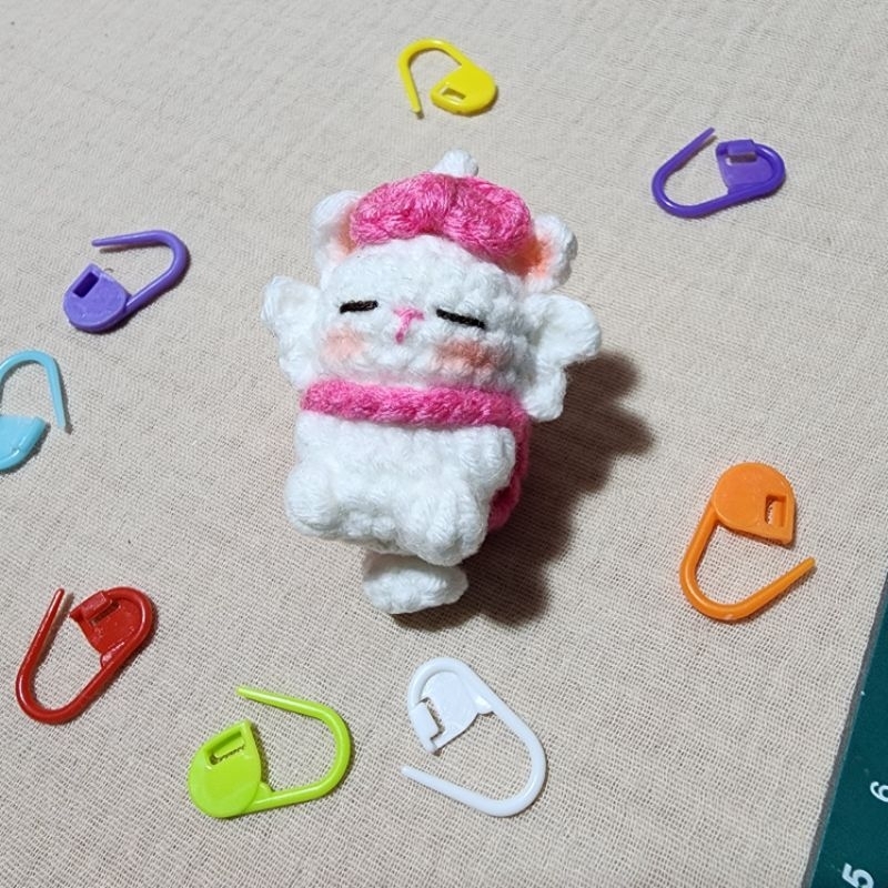📮ส่งทุกอังคารและศุกร์📮พวงกุญแจแมวไหมพรม/สายรัดเข็มขัดแมวไหมพรม : cat crochet