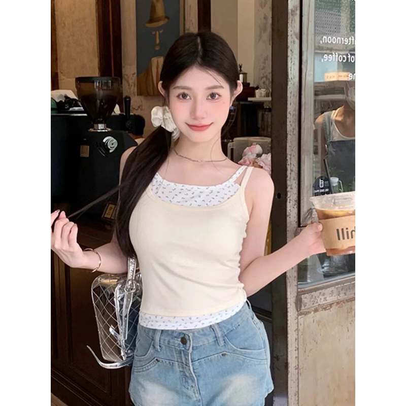 bentoy(bratop1068)เสื้อสายเดี่ยวมีฟองน้ำ ดีเทลแต่งสองชิ้นติดกัน ลายดอกเล็กข้างใน สาวหวานห้ามพลาด