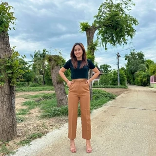 (NT 9)กางเกงทรงบอยเอวสูง กระบอกเล็ก 9 ส่วน (Size S-36) เเต่งตะขอหน้า
