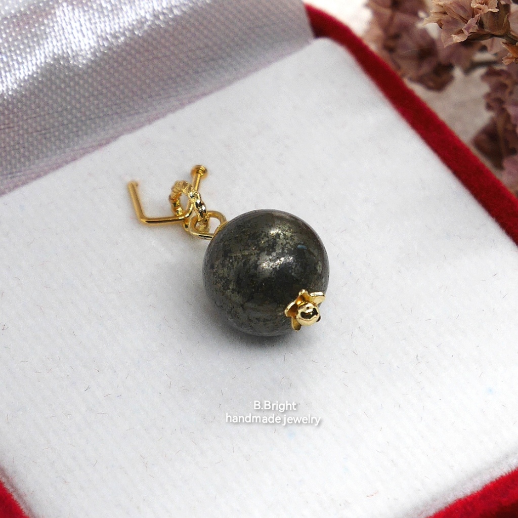 จี้หินนำโชค Pyrite เพชรหน้าทั่ง 10 มม. อะไหล่ทองแดง ชุบไฟฟ้า งานทำมือ พร้อมส่งค่ะ