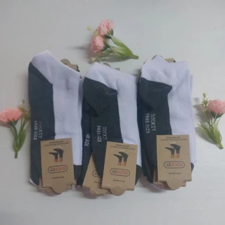 ถุงเท้าข้อสั้น แบรนด์socksy. คุณภาพดีมาก กำลังเป็นที่นิยม ขายยกโหลค่ะ 12คู่ราคา110บาทค่ะ