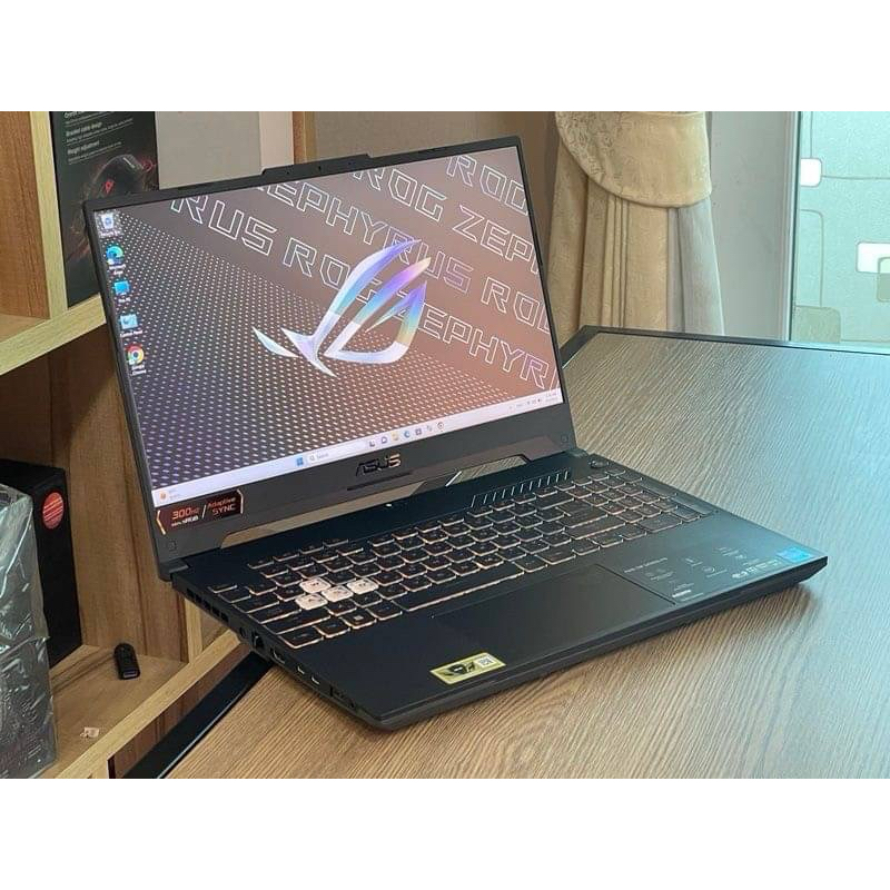 Asus TUF Gaming F15 FX507ZR i7-12700H SSD512GB RAM16GB DDR5 RTX 3070 (8GB GDDR6) สินค้ามือสอง ประกัน