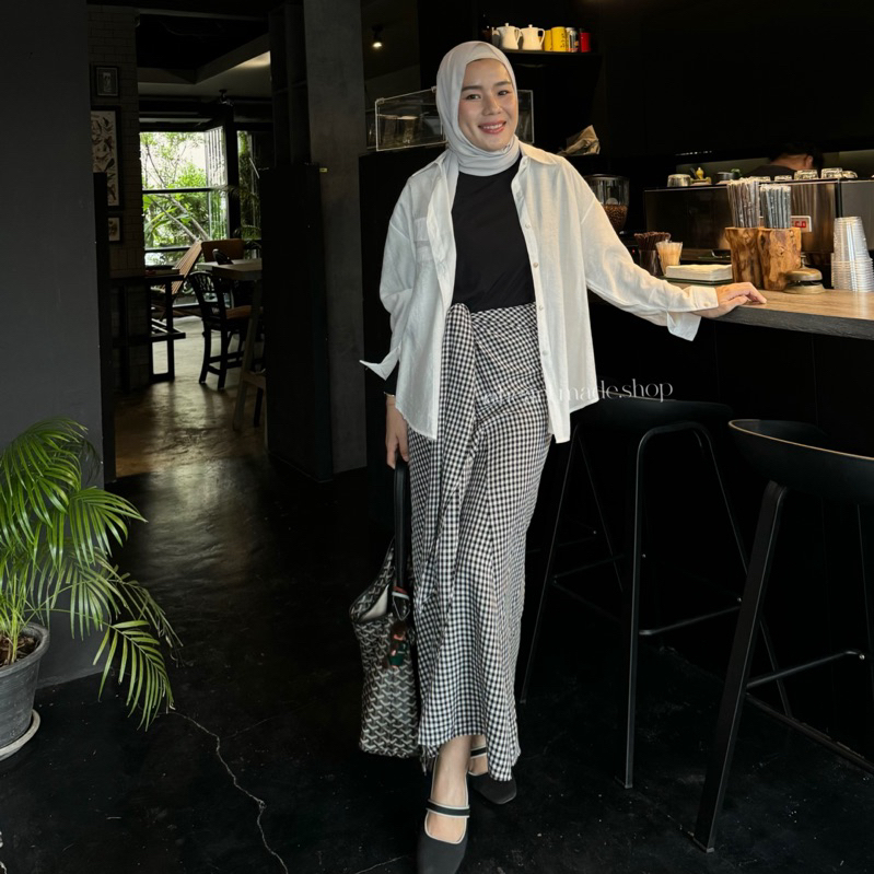 (A14) Heartmade - Caren Wrap Skirt กระโปรงทรงผูกเอวตัวยาว ทรงกึ่งหางปลา - รูปที่ 3