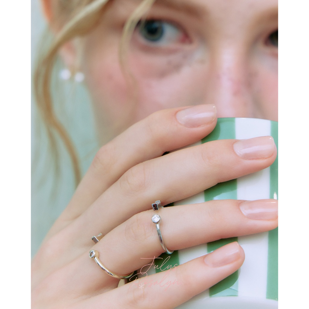 Julys - gwenyth ring