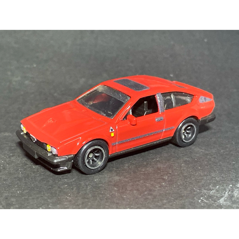 Premium Hotwheels Alfa Romeo GTV6 3.0 นอกแพ็ค