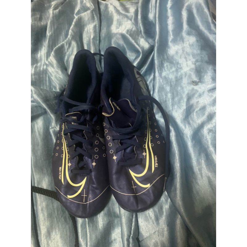 รองเท้าฟุตบอลมือสอง สตั๊ด nike mercurialขนาด38.5/240สภาพดีไม่ปริไม่เปิดใช้งานน้อย