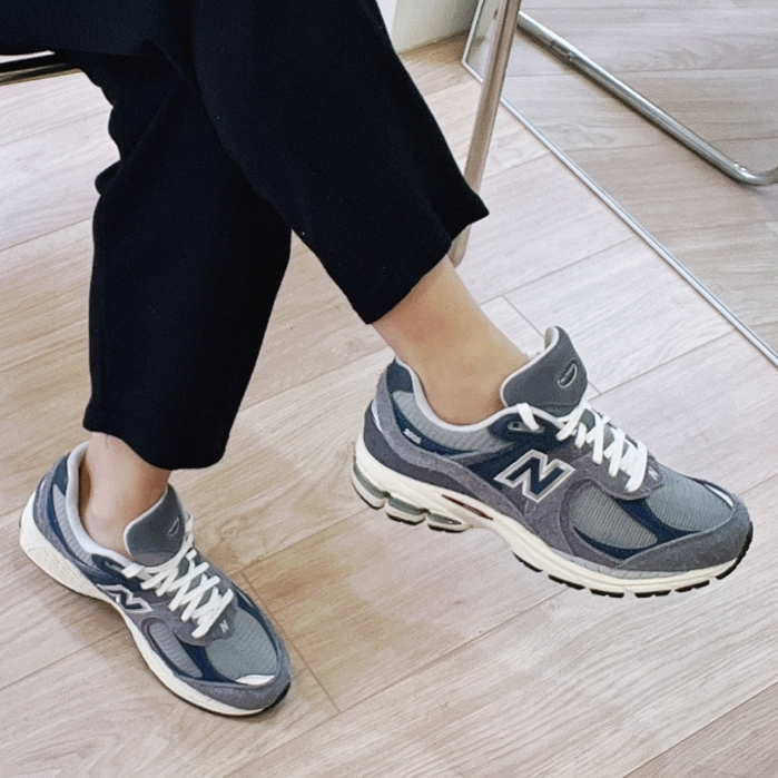 New Balance รองเท้าผ้าใบ รองเท้าลำลอง M 2002R Navy Castlerock M2002REL (6500)