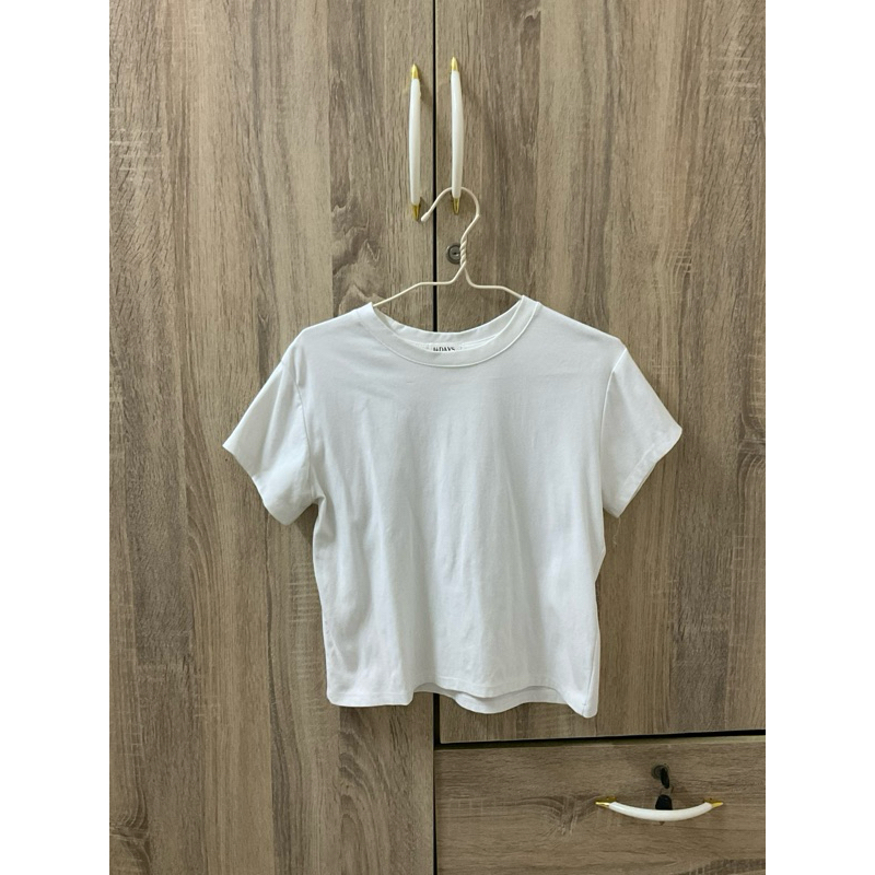 เสื้อยืดสีขาว 14Days
