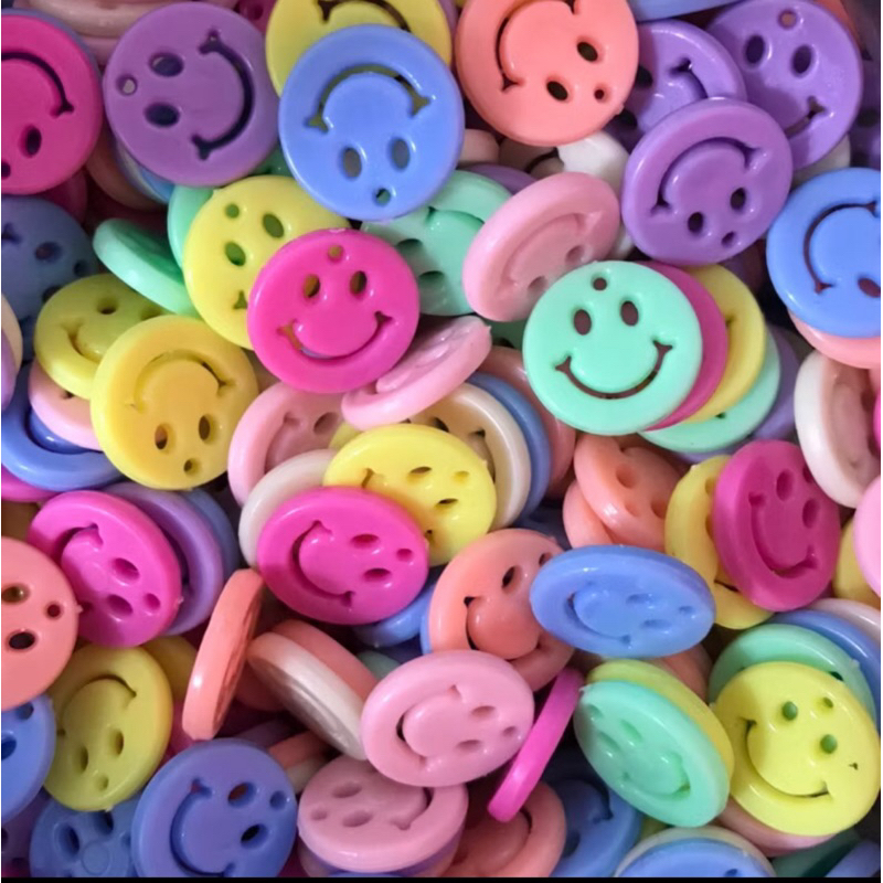 พวงกุญแจโซ่ไข่ปลาขนาด10cm.คละสีโซ่จี้หน้ายิ้มม้าน้ำ - รูปที่ 2