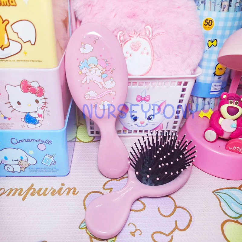 หวีแปรงเล็ก Disney ลิขสิทธิ์แท้ พลาสติกเนื้อดี น่ารักมาก ๆ พกสะดวก ถูกสุด ๆ