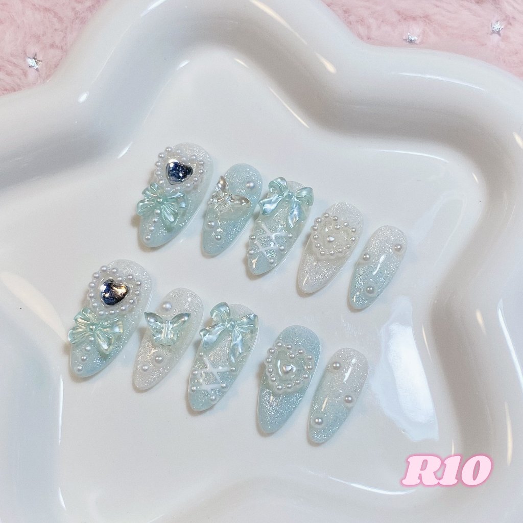 ೀ⋆｡ R10 เล็บเจลปลอมสีฟ้าขาวลูกแก้ว 🎀⭐️🤍