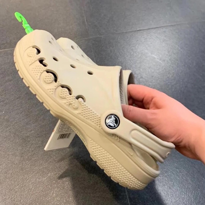 รองเท้าลำลองแฟชั่น ผู้ใหญ่ สไตล์ Crocs Baya Clog ส่งเร็ว ทันใจ ทันใช้แน่นอนค่ะ 1-3 วันถึงคะ