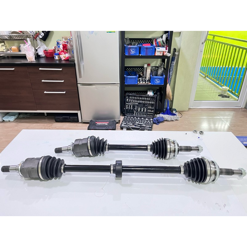 เพลาขับ ALTIS 2014  1 คู่