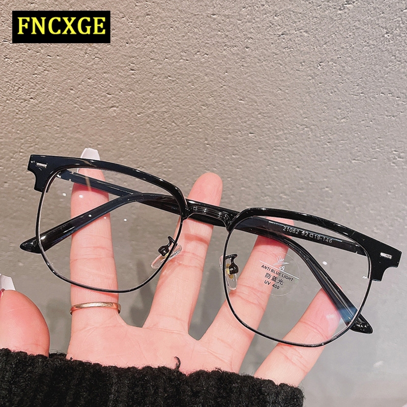 FNCXGE แว่นตาสายตาสั้น ผู้หญิง ผู้ชาย แว่นตากรองแสง 0.0 ถึง -4.0 ป้องกันรังสี เลนส์ถอดได้ กรองแสงสีฟ้า แฟชั่น โลหะ
