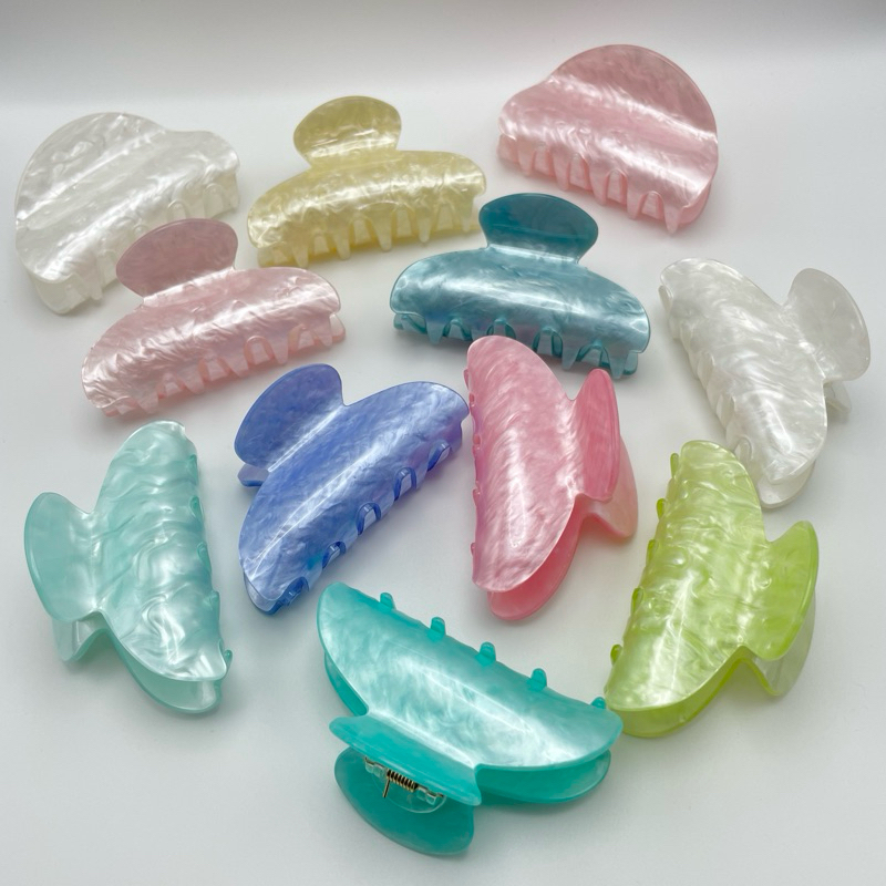 Marble Pattern Hair Claw | กิ๊บหนีบผมสีพื้นลายหินอ่อน (พร้อมส่ง)