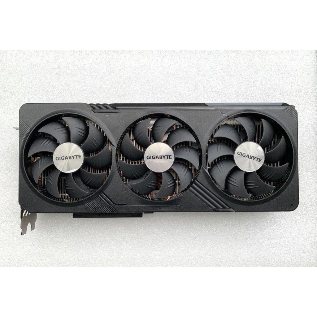 VGA (การ์ดจอ) GIGABYTE RADEON RX 7700 XT GAMING OC - 12GB GDDR6 มือสอง ประกันไทย