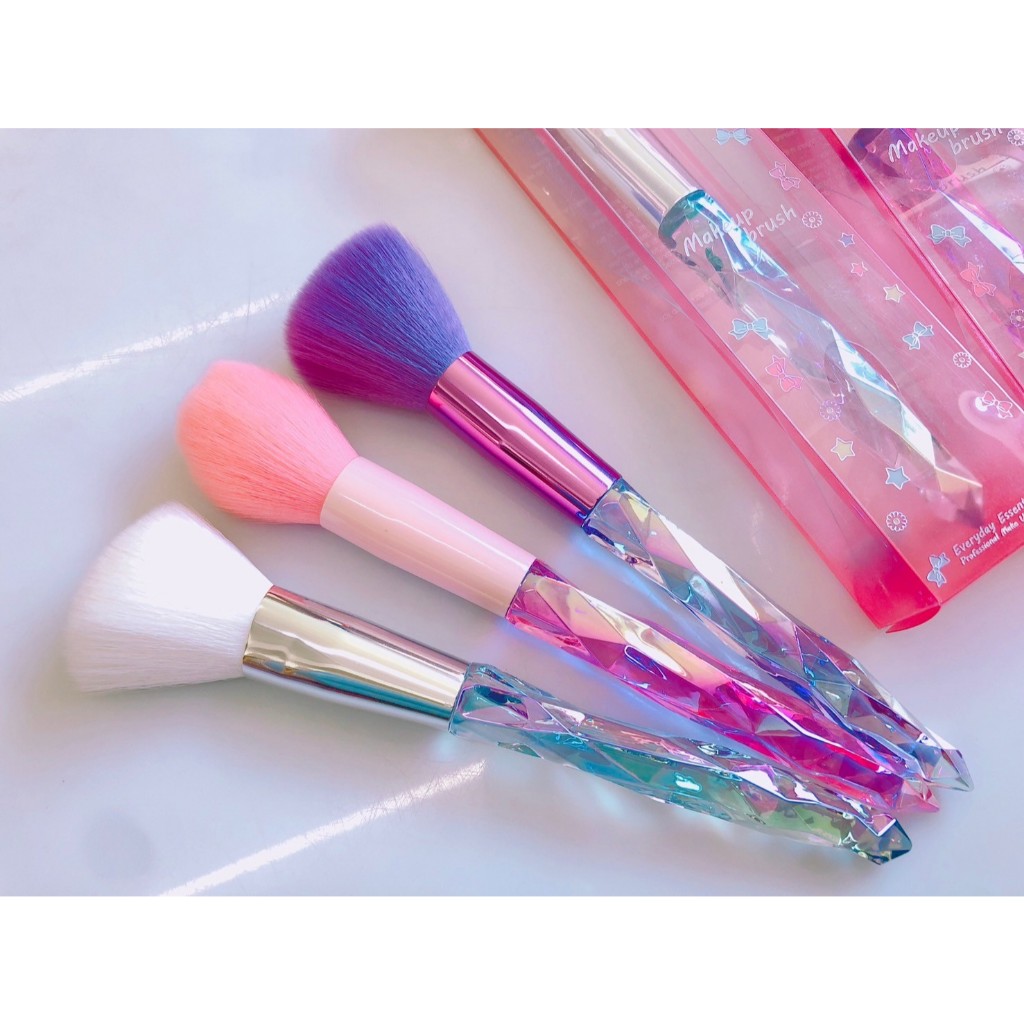 แปรงเดี่ยวปัดแก้มคลิสตัล ขนแปรงนุ่มไม่บาดผิว มี3หัว3สีให้เลือก NO.AGE-373