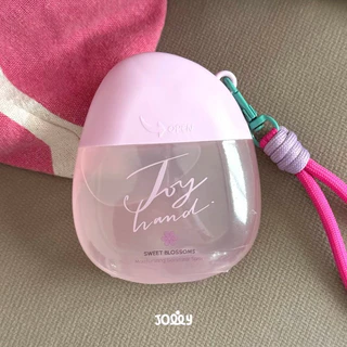 สเปรย์แอลกอฮอล์ 75% กลิ่น Sweet Blossoms ขนาดพกพา 60ml ฟู้ดเกรด (สุ่มสีสายห้อย)