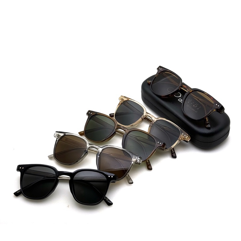 Model : 5265(เลนส์กันแดด) Re_Sell.. เป็นแว่นตาอีก1รุ่น ที่ทรงใส่เข้ากับใบหน้าได้ง่ายครับ ต้องมีแล้วปะ