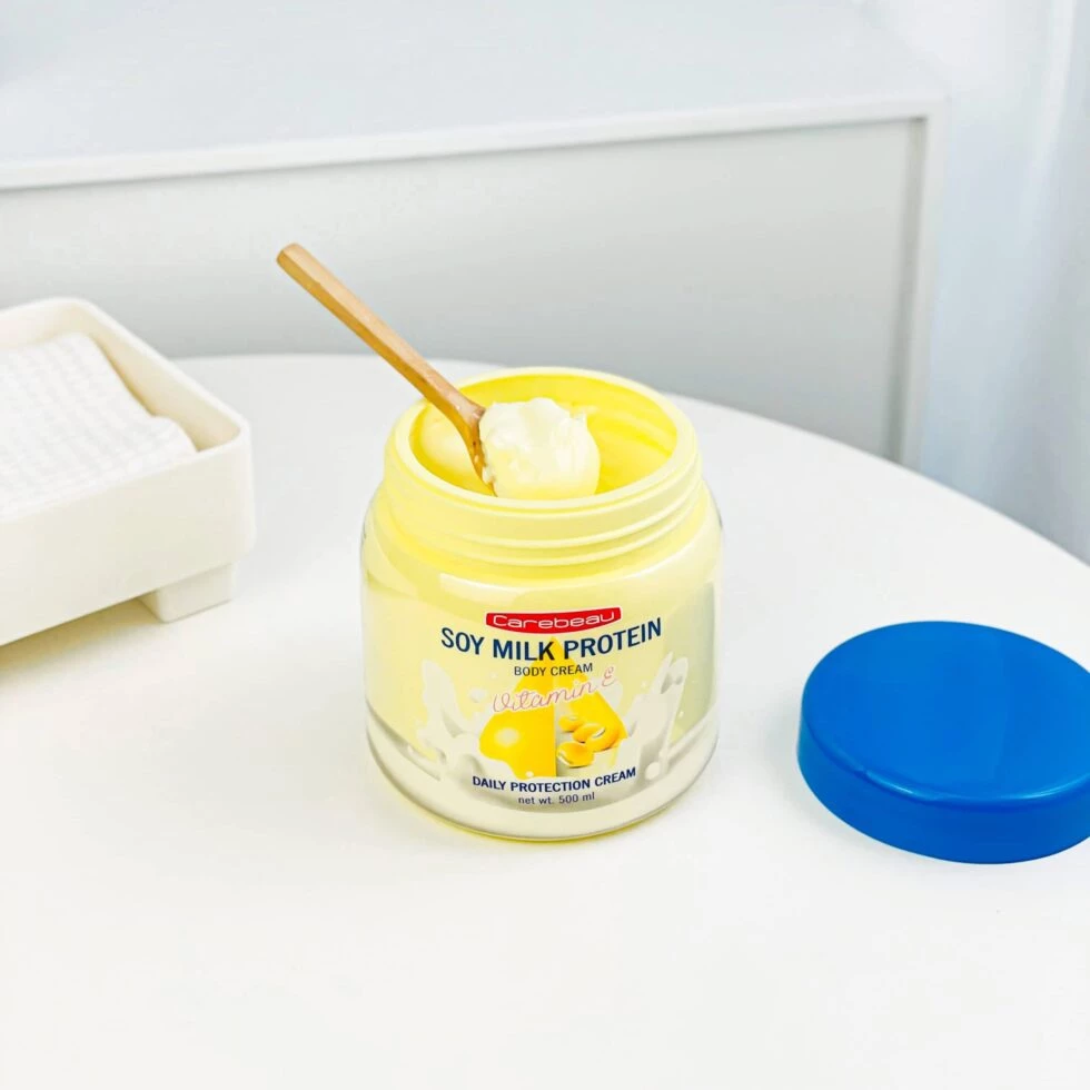 ครีมทาผิว แคร์บิว วิตามินซี / อี/ มิลค์กี้ บอดี้ครีม Carebeau Vitamin E /Milky Body Cream 500/600ml. thumbnail 4