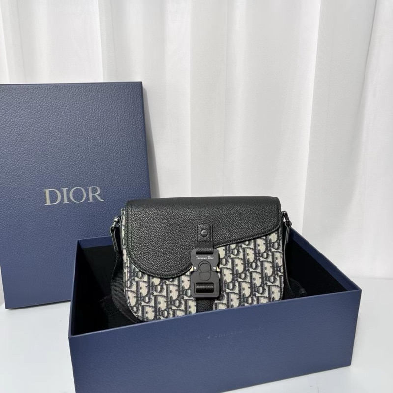 พร้อมส่ง Dior MINI GALLOP BAG WITH STRAP(Ori)เทพ 📌size 20.5x16x5 cm.