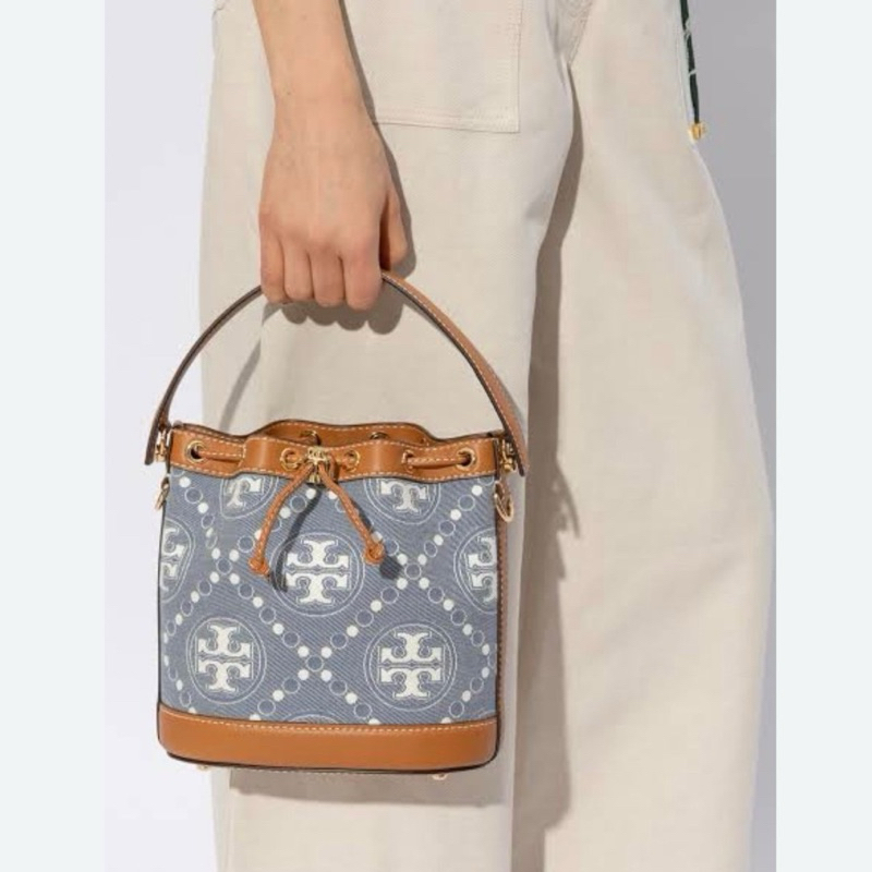 TORY BURCH 159637 T MONOGRAM DENIM JACQUARD BUCKET BAG