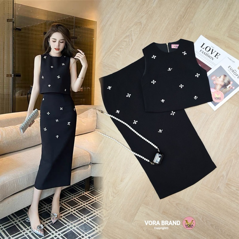 VORA•Set​  เสื้อแขนกุดตัวสั้น แมทช์กับกระโปรงยาวเข้าชุด